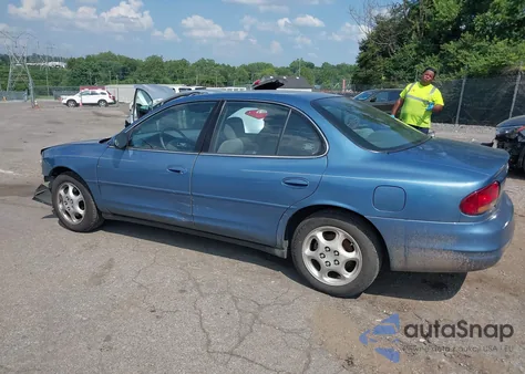 1998 Oldsmobile Intrigue Gl z USA, uszkodzony, nr VIN 1G3WS52K2WF337582